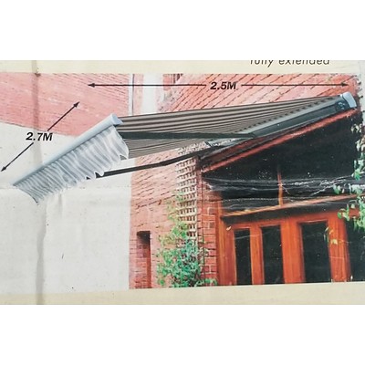 Homemaker Exterior Canvas Wind Out Window Awnings - Lot of Six - New