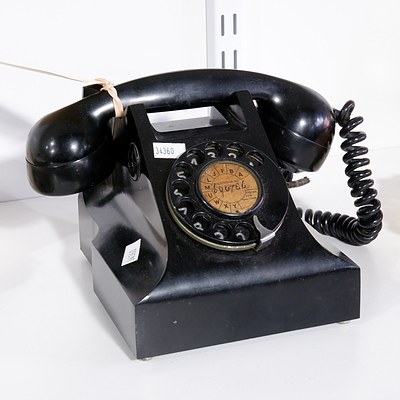 Art Deco Black Bakelite  PMG 401 Rotary Dial Telephone