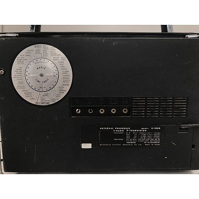 National Panasonic R-100B Radio
