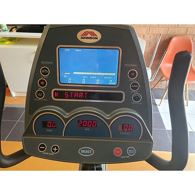 Johnson R7000 Recumbent Bike Lot 1171211 ALLBIDS