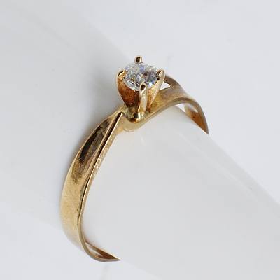 9ct Yellow Gold Ring with Old Mine Cut Diamond (0.13ct), 1.3g