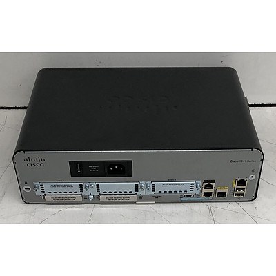 Cisco (CISCO1941/K9 V04) 1900 Series Integrated Services Router