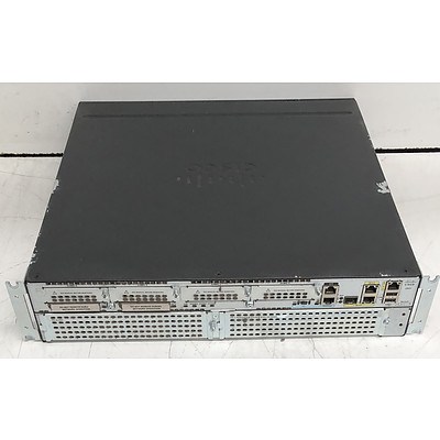 Cisco (CISCO2921/K9 V08) 2900 Series Integrated Services Router