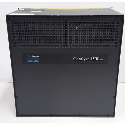 Cisco Systems (WS-C4506 V06) 4500 Series Network Chassis
