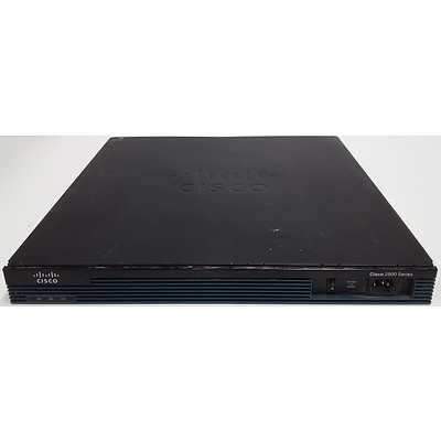 Cisco (CISCO2901/K9 V06) 2901 Series Integrated Services Router
