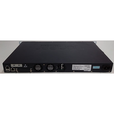 Juniper Networks (EX2200-48P-4G) EX2200 48 Port Managed Gigabit Ethernet PoE Switch