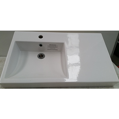 Caroma Liano Nexus 750 Shelf Wall Basin - As New - RRP $650.00