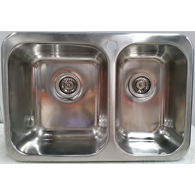 Clark Polar 1.5 Bowl Stainless Steel Overmount Kitchen Sink - RRP $580.00 - New