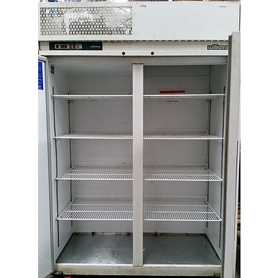 Williams 1000 Litre Two Door Mobile Commercial Freezer