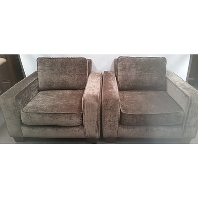 Molmic Armchairs - Lot of Two