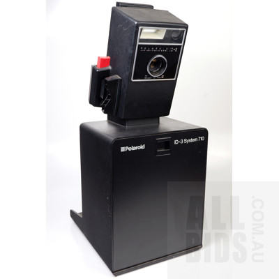 Vintage Polaroid ID-3 System 710 Passport/ID Photo Machine