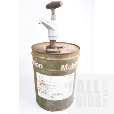 Mobil Lubricant 20 liter Tin with Hand Pump