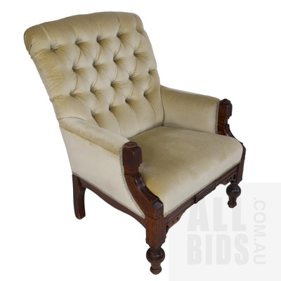 Edwardian Mahogany Armchair with Buttoned Green Velvet Upholstery, Circa 1900