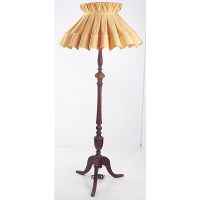 Antique Style Standard Lamp with Brass Claw Feet