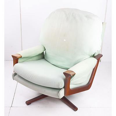 Vintage Tessa T21 Armchair with Creme Fabric Upholstery