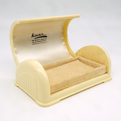 Vintage Bakelite Middletons Jewellery Box