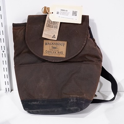 New Didgeridooonas 'The Australian Walkabout' Cooler Bag - Made From Oilskin Fabric and Wool Insulated