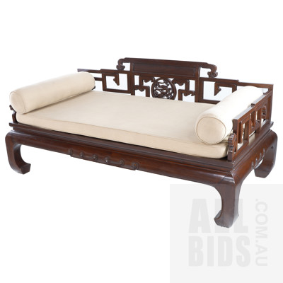 Large Contemporary Chinese Daybed with Beige Fabric Upholstered Cushions, 20th Century