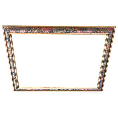 Wall Mirror in Decorative Floral Frame