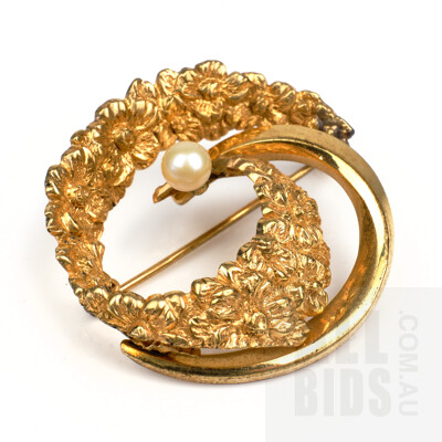 German Rolled Gold Brooch with Faux Pearl
