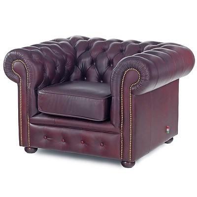 Moroso Deep Buttoned Chesterfield Single Armchair in Burgundy Leather