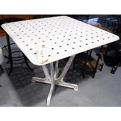 Vintage Cast Aluminum Patio Table