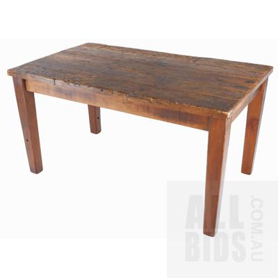 Contemporary Antique Style Weathered Pine Farmhouse Dining Table