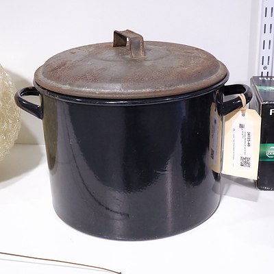 Vintage Metters Enamel Stewing Pot