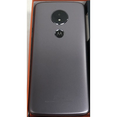 Motorola (XTI944-6) moto e5 16GB LTE Touchscreen Mobile Phone