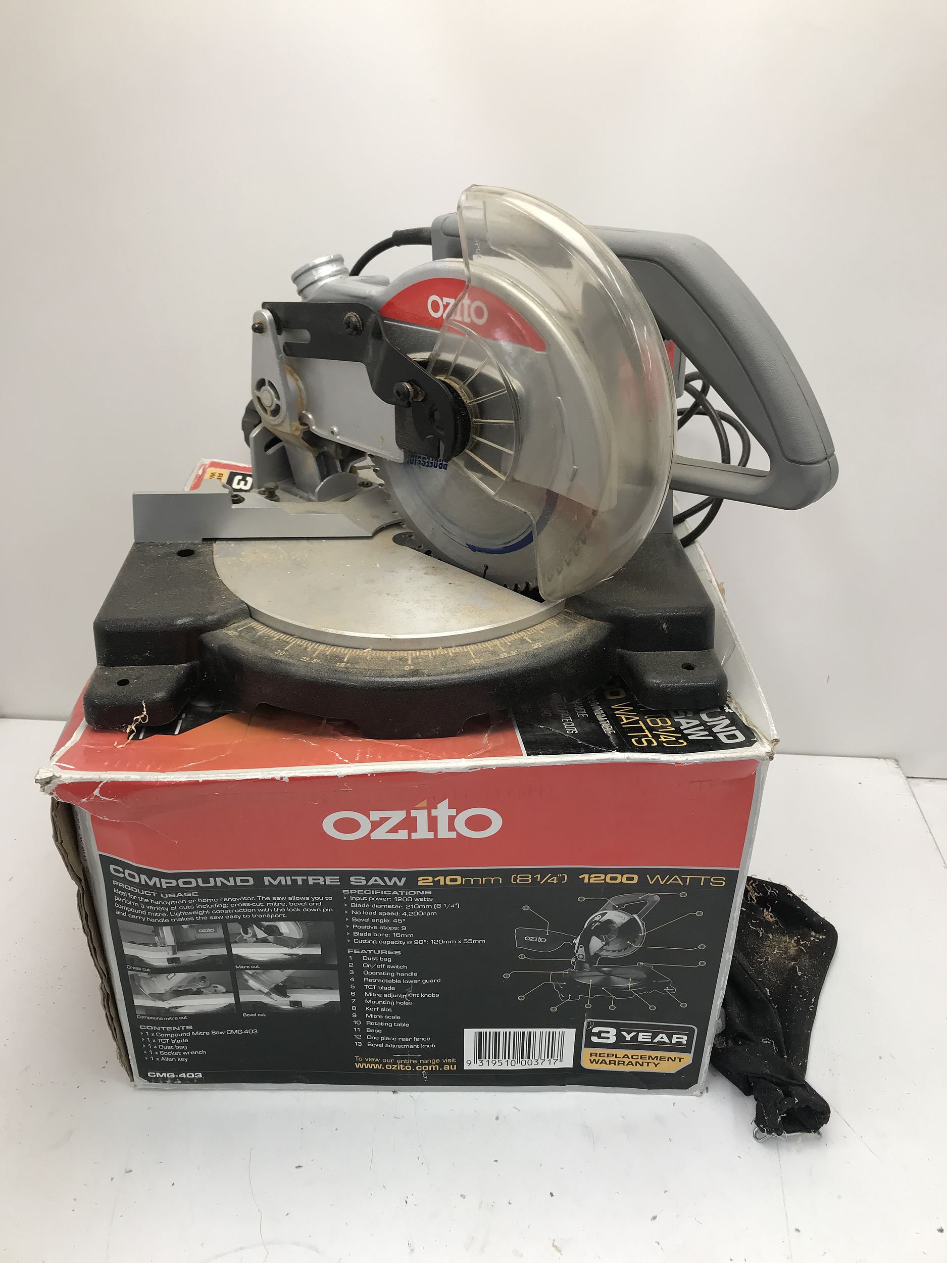 Ozito 210mm on sale mitre saw