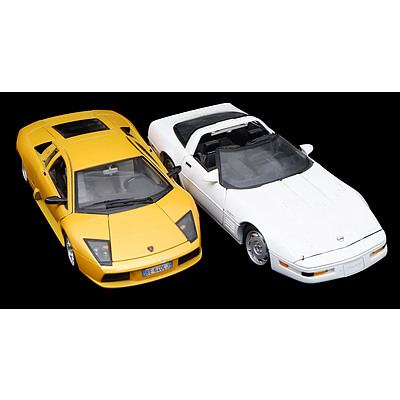 Two 1:18 Scale Diecast Models - Lambourghini and Corvette (2)