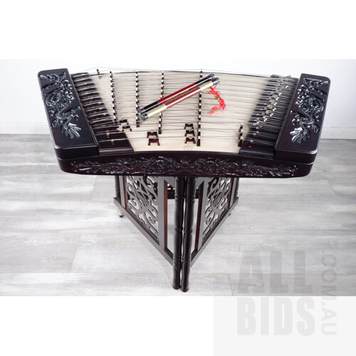 Chinese Yangqin Hammered Dulcimer in Road Case with Wooden Stand