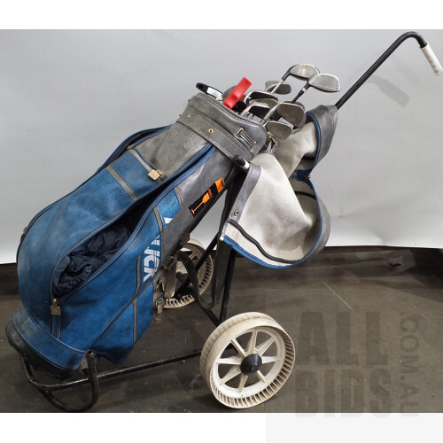 Right Handed Golf Club Set, Niblick Bag and Push Buggy