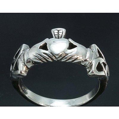 Sterling Silver Claddagh & Celtic Shoulder Ring