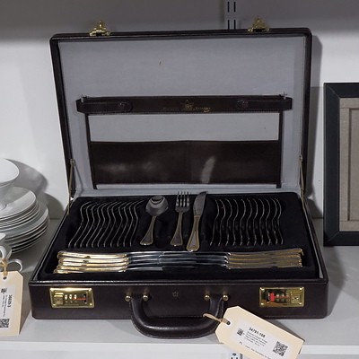 Bestecke Solingen Vintage Rostrei Edestah Stainless Steel Cutlery Set in a Carry Briefcase - 70 Pieces