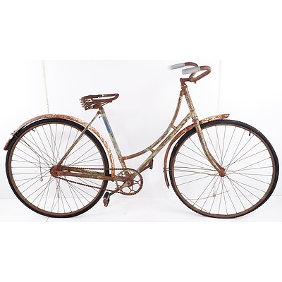 Antique Ladies Bicycle Circa 1920s