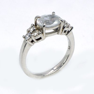 Platinum Ring with White Sapphire and RBC Diamond Ring, 5.5g