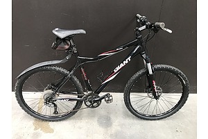 Giant alias mountain store bike