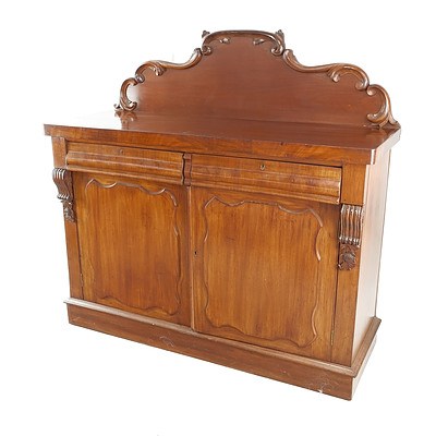 Antique Australian Cedar Chiffonier with Carved Corbels and Shield Doors, Circa 1880