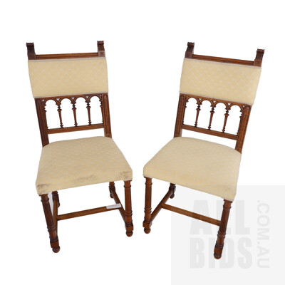  Six Gothic Revival Style Maple Dining Chairs, 20th Century