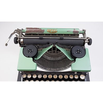 Vintage Royal Portable Typewriter with Case