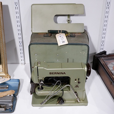 Vintage Bernina 609380 Eolectric Sewing Machine in case with accessories
