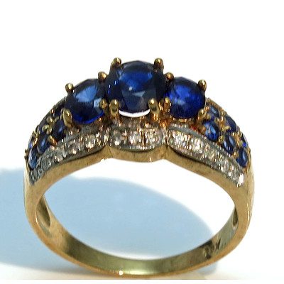 10ct Gold Sapphire & Diamond Ring