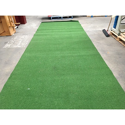 Synthetic Artificial Grass - Lot 5 Rolls On Pallet