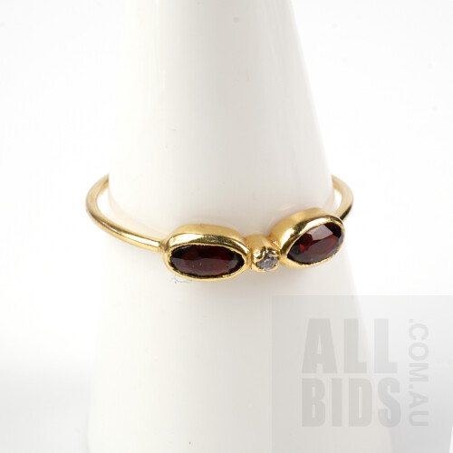 9ct Yellow Gold Ring with Pear Shaped Garnets and Round Brilliant Cut Diamond, 1.3g