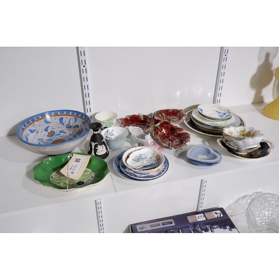 Assorted Quality Porcelain Wares including Royal Doulton, Coalport and Wedgwood