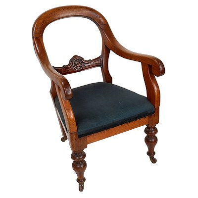 Antique Australian Cedar Carver Chair, Late 19th Century