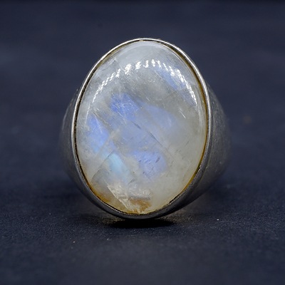 Sterling Silver Gents Ring with Oval Moonstone Cabochon, 16g