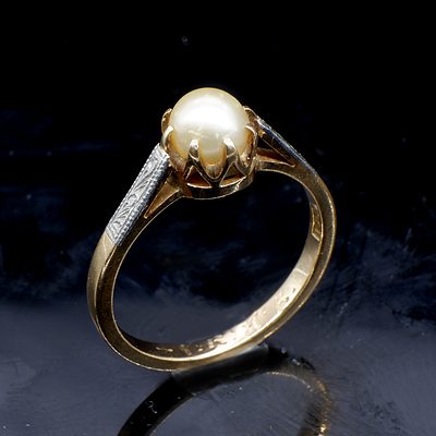 18ct Yellow Gold Ring with Round Cultured Pearl, Dark Creme, 2.9g
