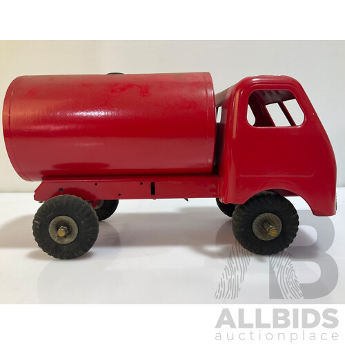 Vintage Tri-Ang Pressed Steel Toy Water Truck